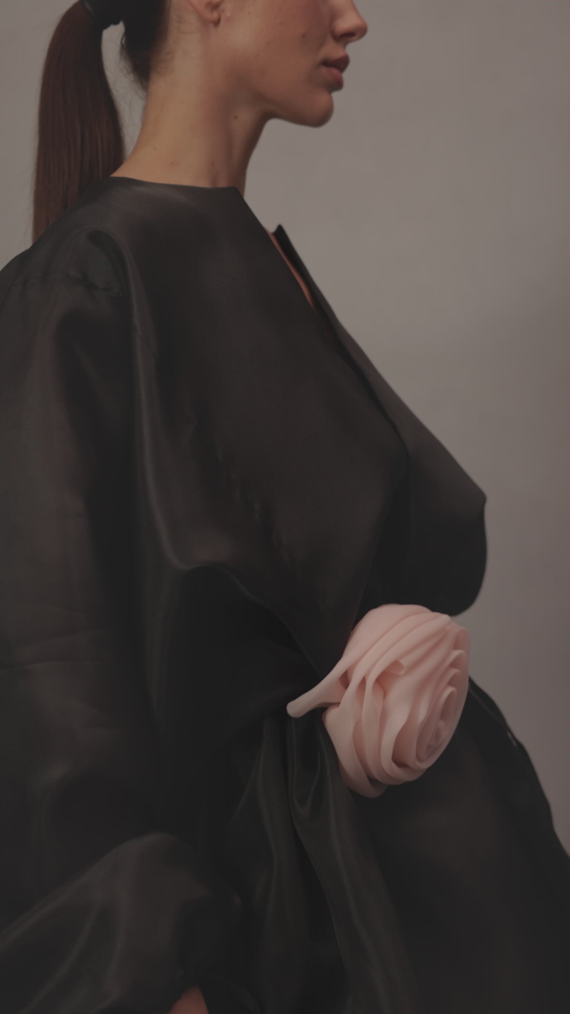 Video of Set Comte in black color by Lafatale Atelier