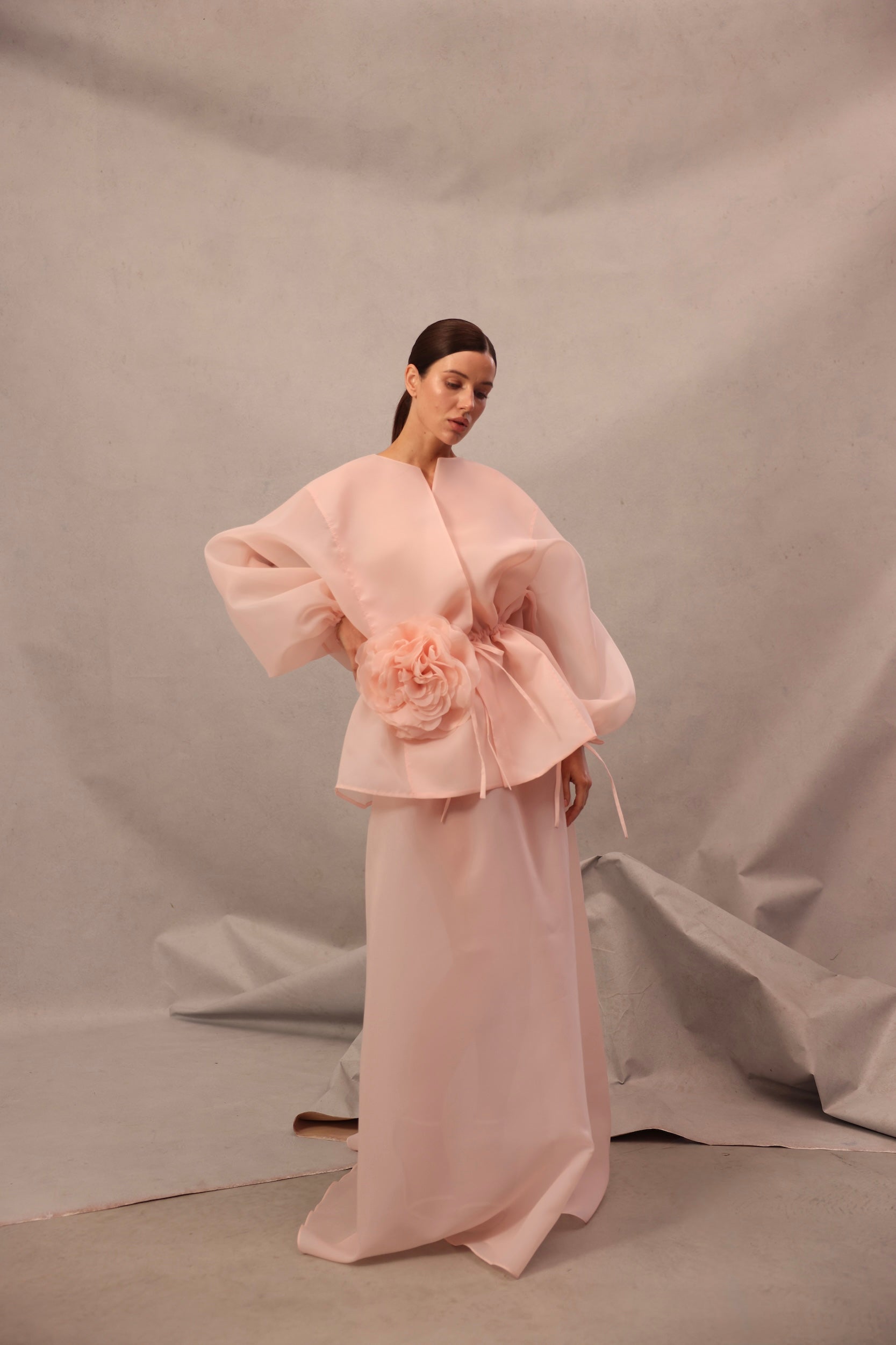 Set Comte in pink-peach color with sheer organza pants and voluminous wrap top by Lafatale Atelier